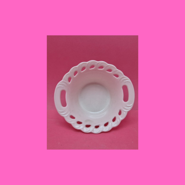 Mini Lembrancinha oval e vasada