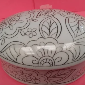 Caixa Oval desenhada